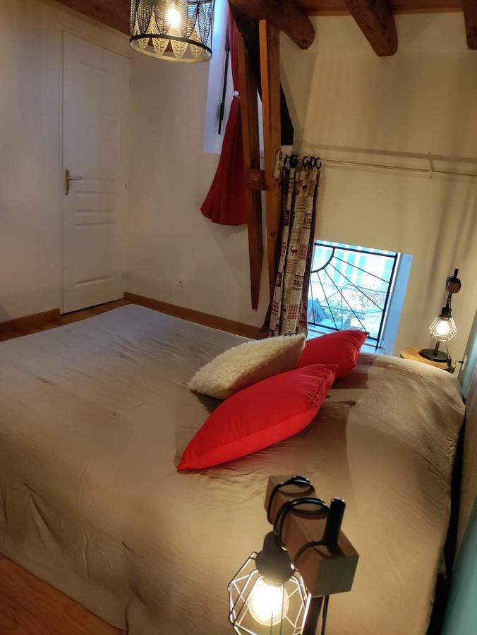 T3 Duplex Cures Ou Vacances, En Plein Centre-ville Allee D'ethigny